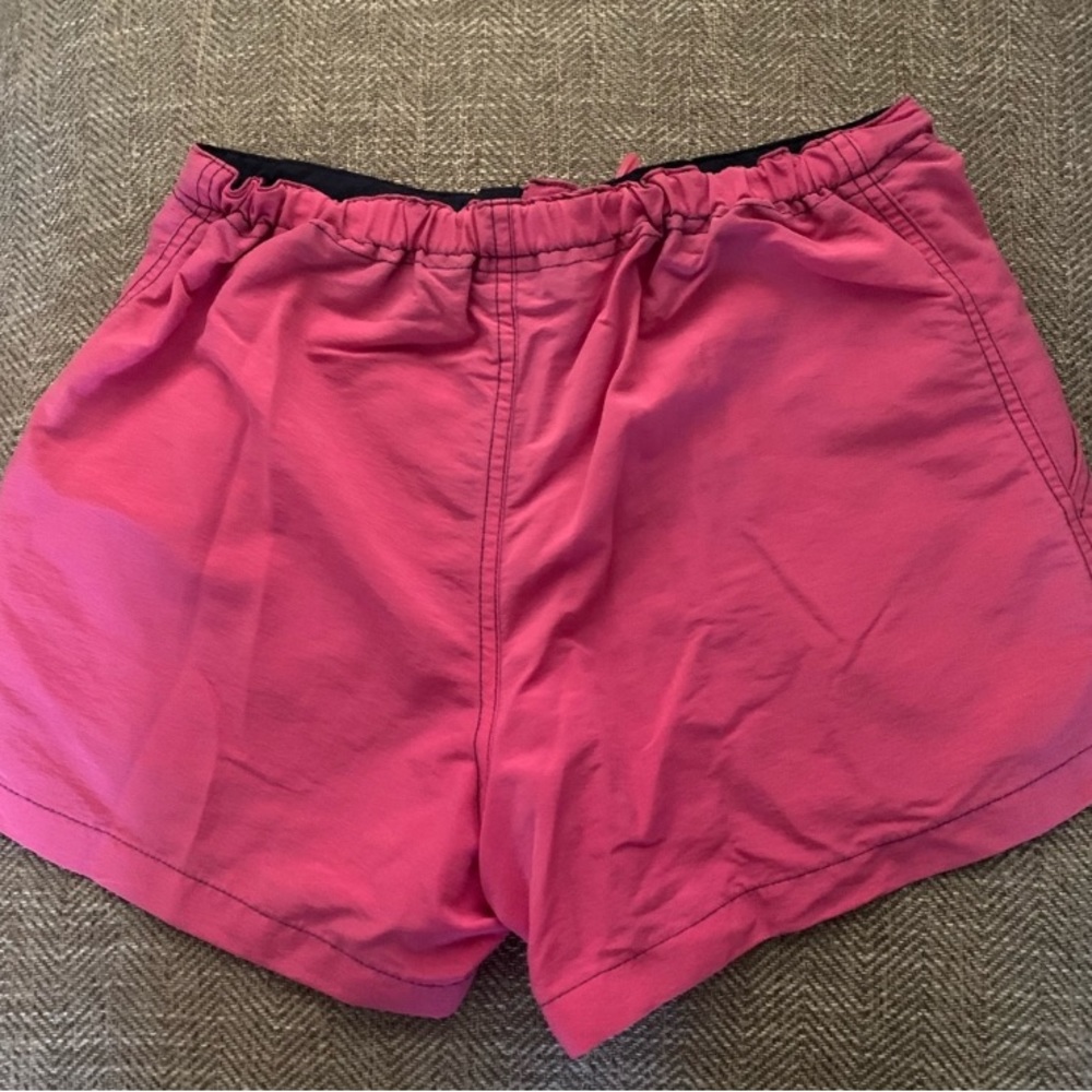 Excellent Preowned Condition PB-196 Shorts Size Small.